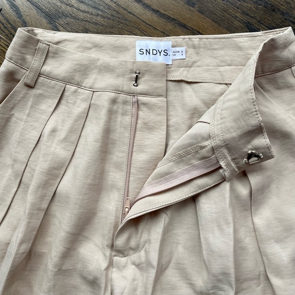 Relaxed wide leg trouser pants - Picture 4 of 6